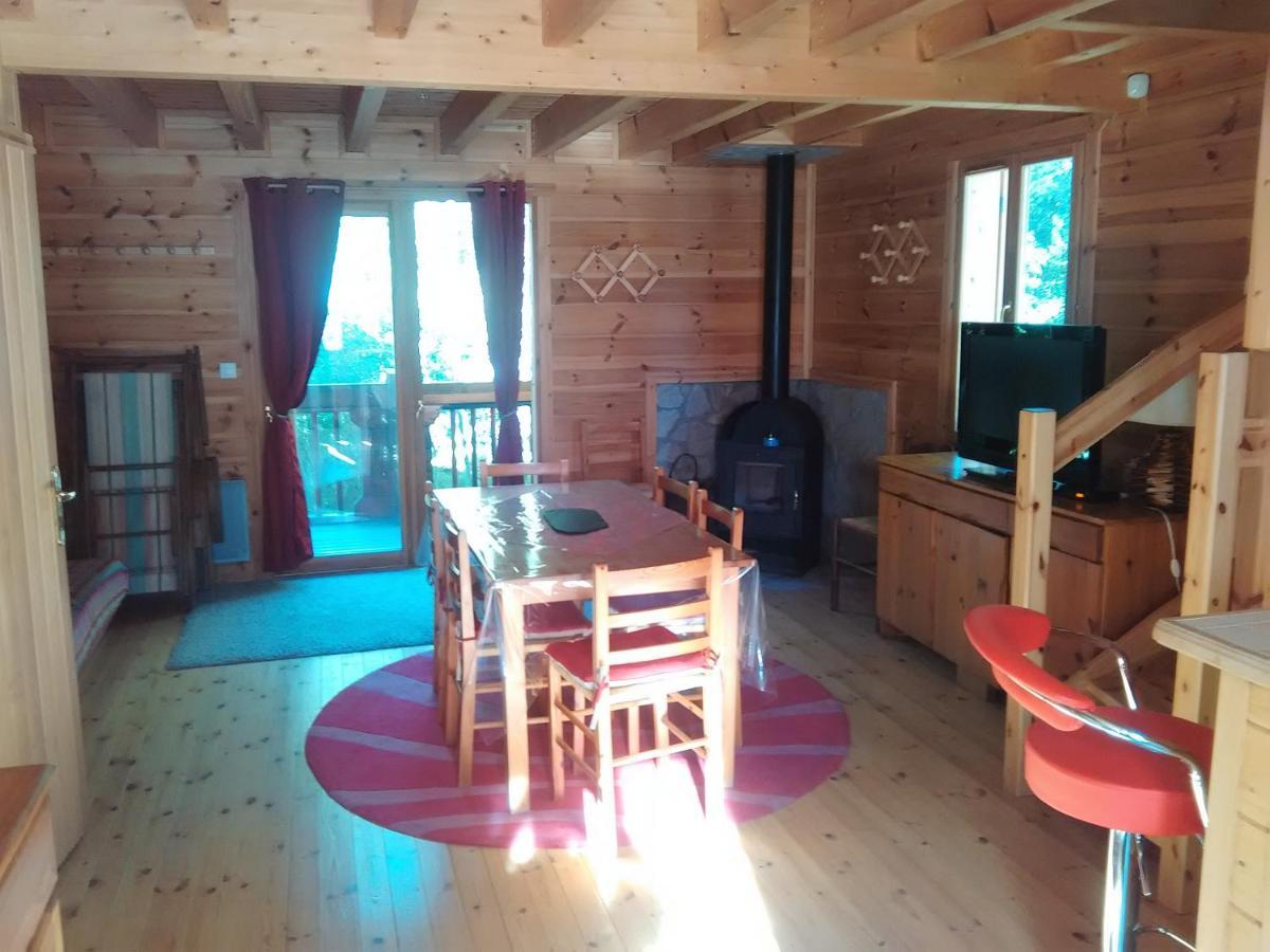 Chalet Bois Au Milieu Des Pyrenees LʼHospitalet-près-lʼAndorre Bagian luar foto