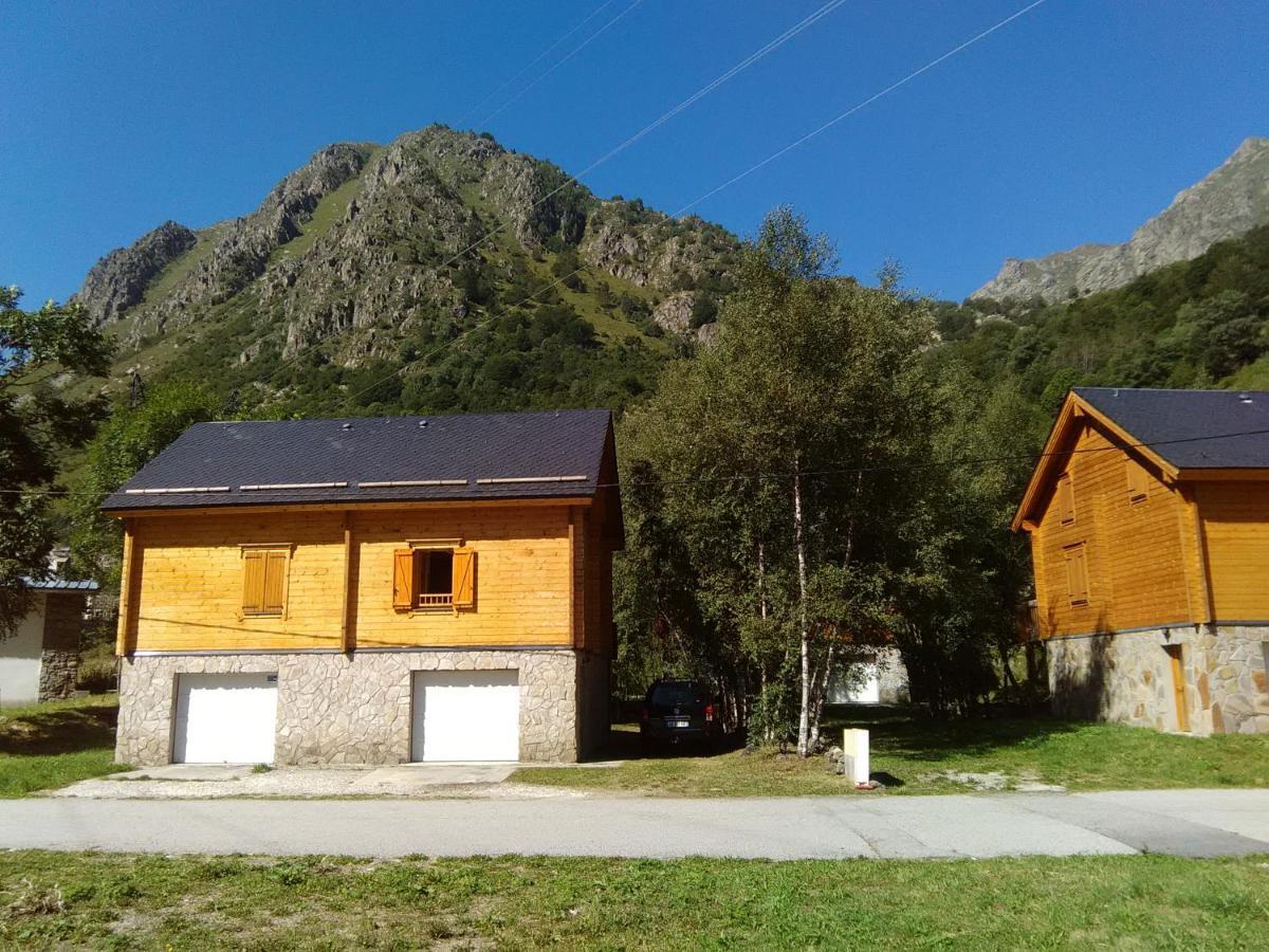 Chalet Bois Au Milieu Des Pyrenees LʼHospitalet-près-lʼAndorre Bagian luar foto