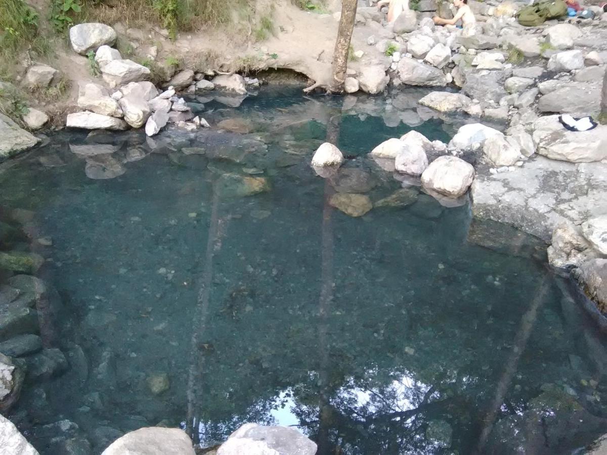 Chalet Bois Au Milieu Des Pyrenees LʼHospitalet-près-lʼAndorre Bagian luar foto